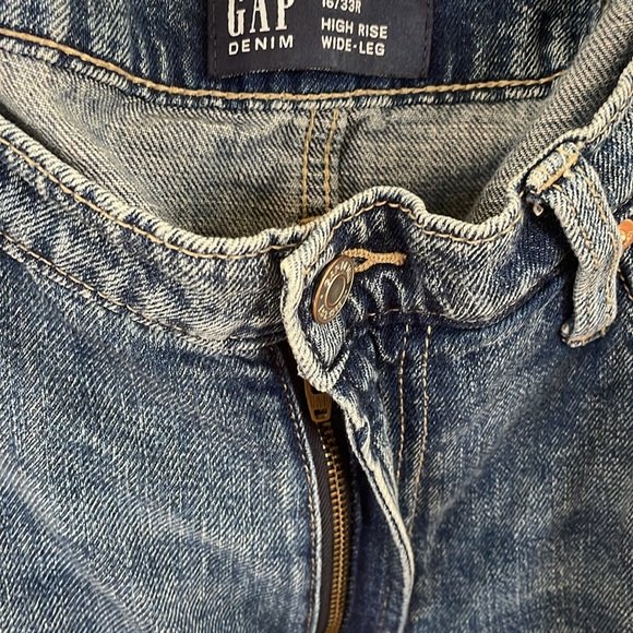 Gap High Rise Wide Leg Jeans - Picture 4 of 7